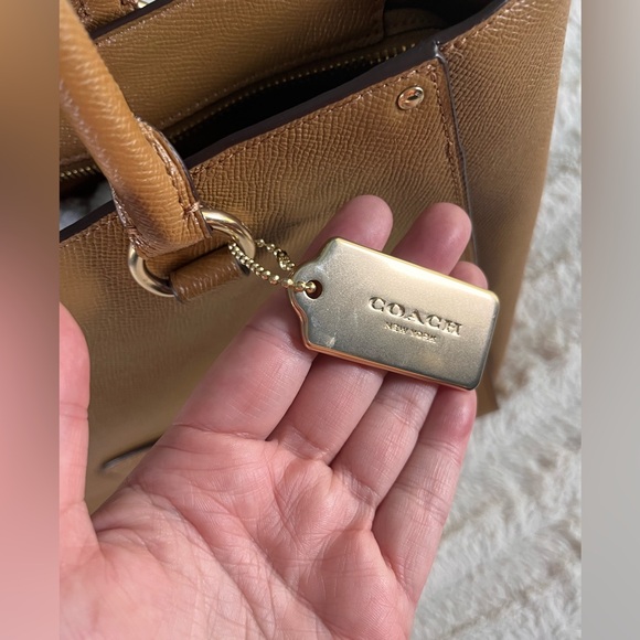 Coach Avary Tote Saddle Brown Gold Hardware NWOT - Picture 8 of 11